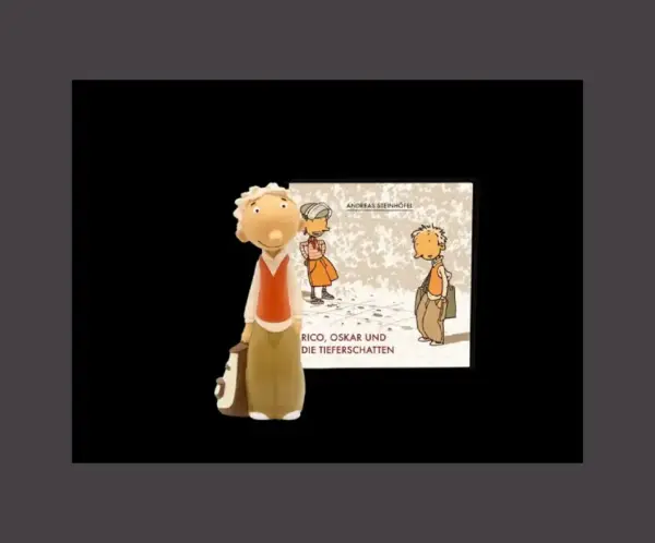 rico-oskar Tonies Figur von Rico, Oskar und die Tieferschatten. Zu sehen ist der Junge Rico mit einer Tasche in der Hand